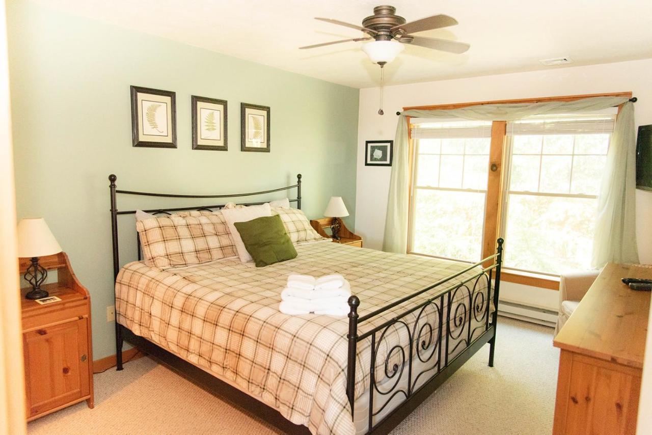 Camelback Private Home Located Behind Waterpark & Ski Lift 태너스빌 외부 사진