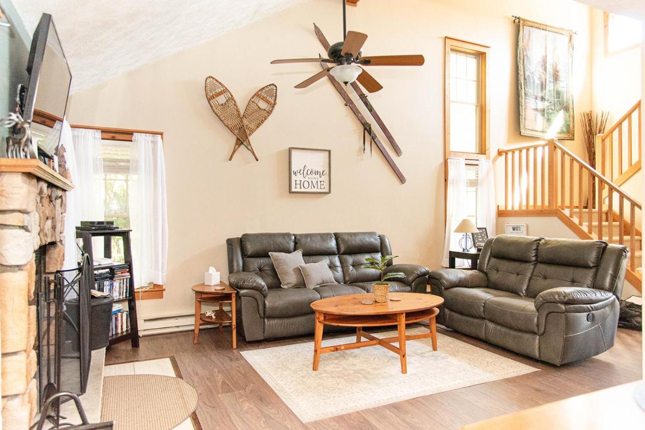 Camelback Private Home Located Behind Waterpark & Ski Lift 태너스빌 외부 사진