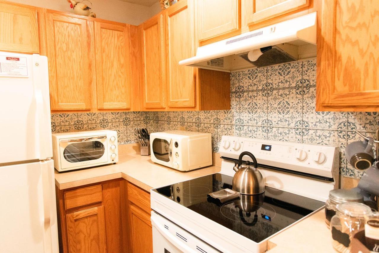 Camelback Private Home Located Behind Waterpark & Ski Lift 태너스빌 외부 사진