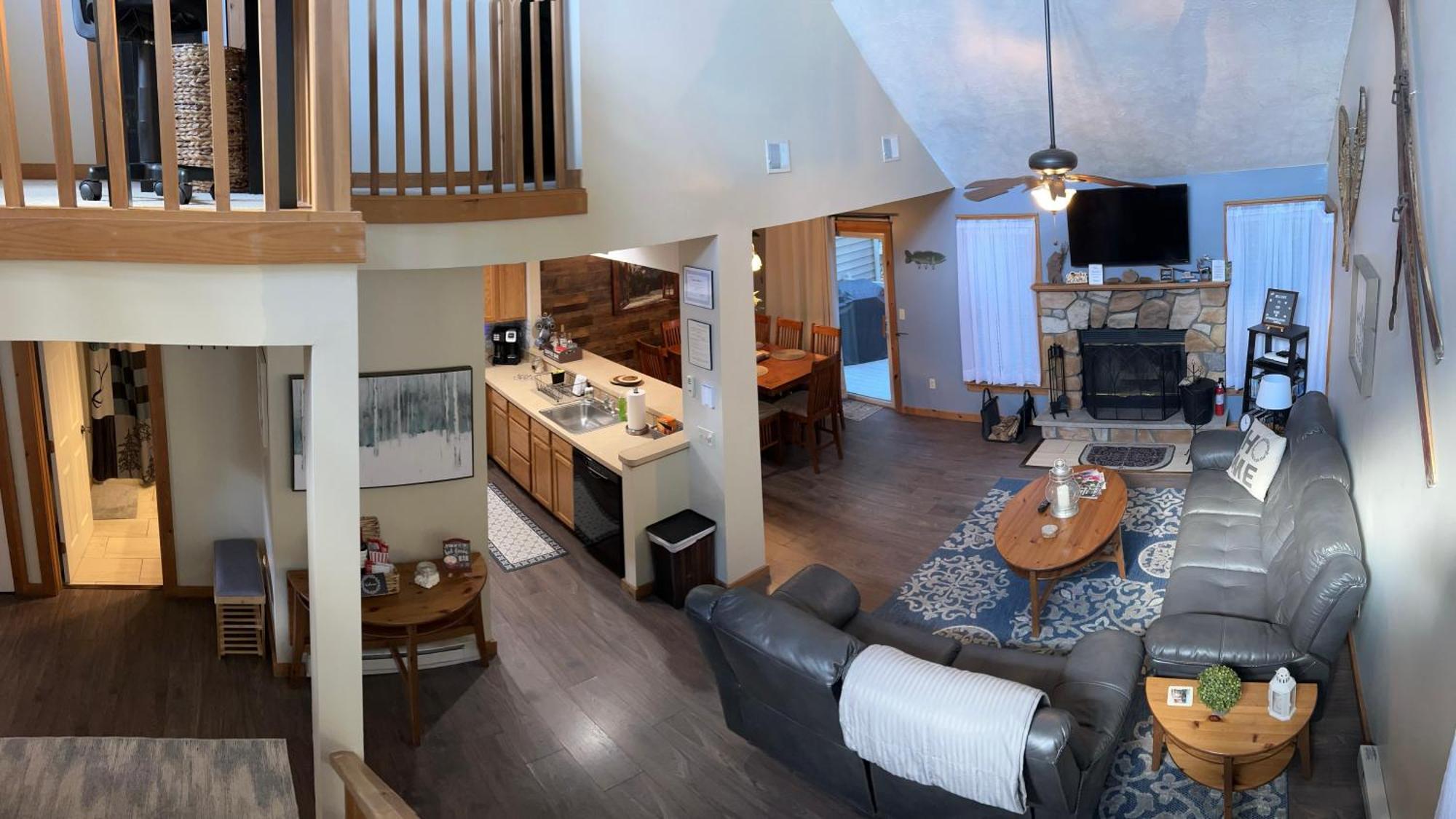 Camelback Private Home Located Behind Waterpark & Ski Lift 태너스빌 외부 사진