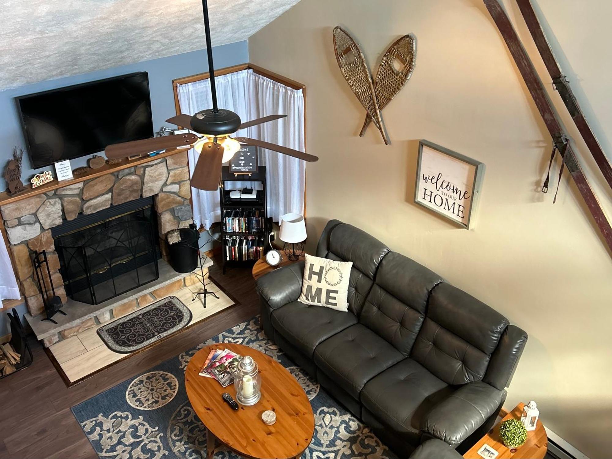 Camelback Private Home Located Behind Waterpark & Ski Lift 태너스빌 외부 사진